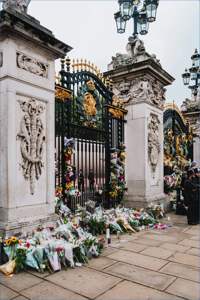 Buckingham Palace: A Regal Icon of British Heritage