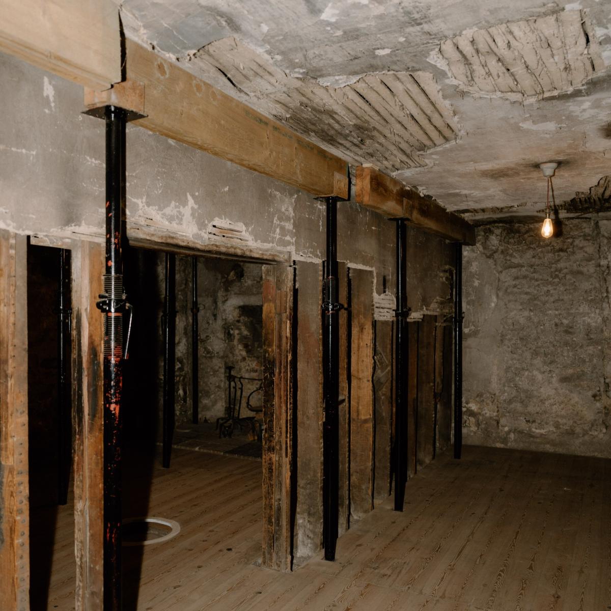 Mary King's Close: An Enigmatic Underground Village in Edinburgh